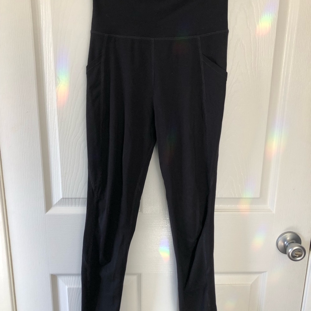 Alphalete pocket legging